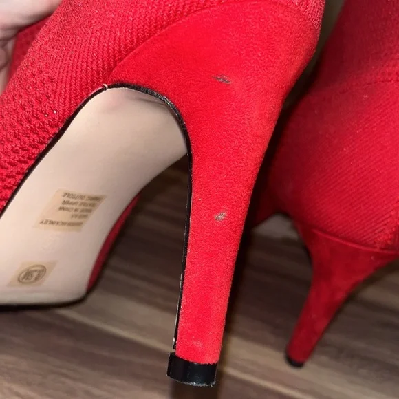 Mia, McKinley  perforated, red knit, sock booties - Picture 9 of 14